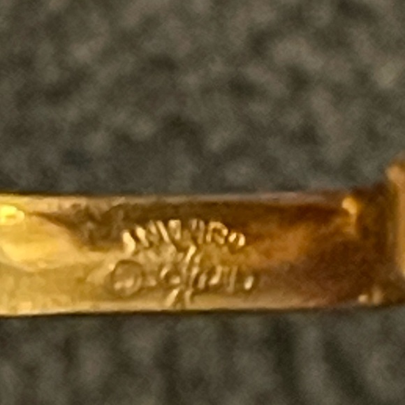 Preloved Christian Dior bracelet great condition size is 7.5” minor scratches. - Picture 9 of 10